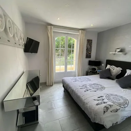 Maison Sainte-Maxime, 8 Pieces, 8 Personnes - Fr-1-226-459 Casa de Férias *