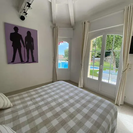 Casa de Férias Maison Sainte-Maxime, 8 Pieces, 8 Personnes - Fr-1-226-459 *
